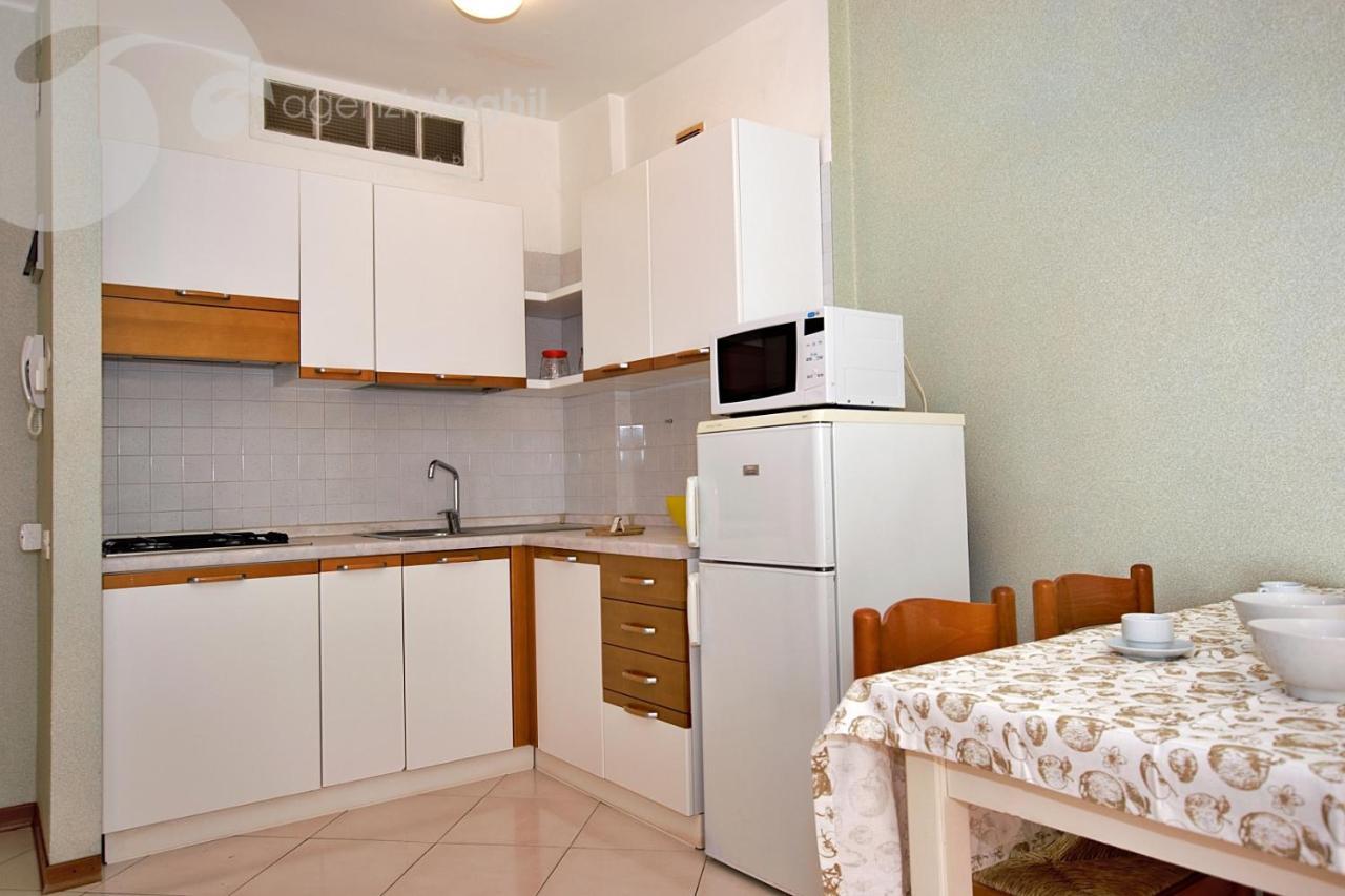 Condominio Cristallo Lignano Sabbiadoro Luaran gambar